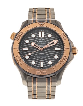 Browse our selection of automatic watches from prestigious brands such as Blancpain, Bell & Ross, Breitling and Rolex.